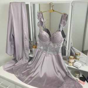 Ensemble nuisette & kimono – Violet avec dentelle et fleurs