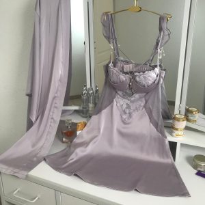 Ensemble nuisette & kimono – Violet élégant avec dentelle incrustée