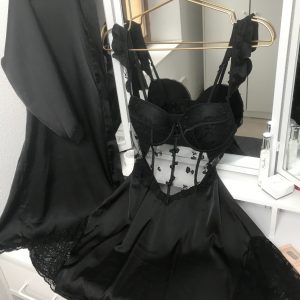 nuisette lingerie féminine femme musulmane mariée