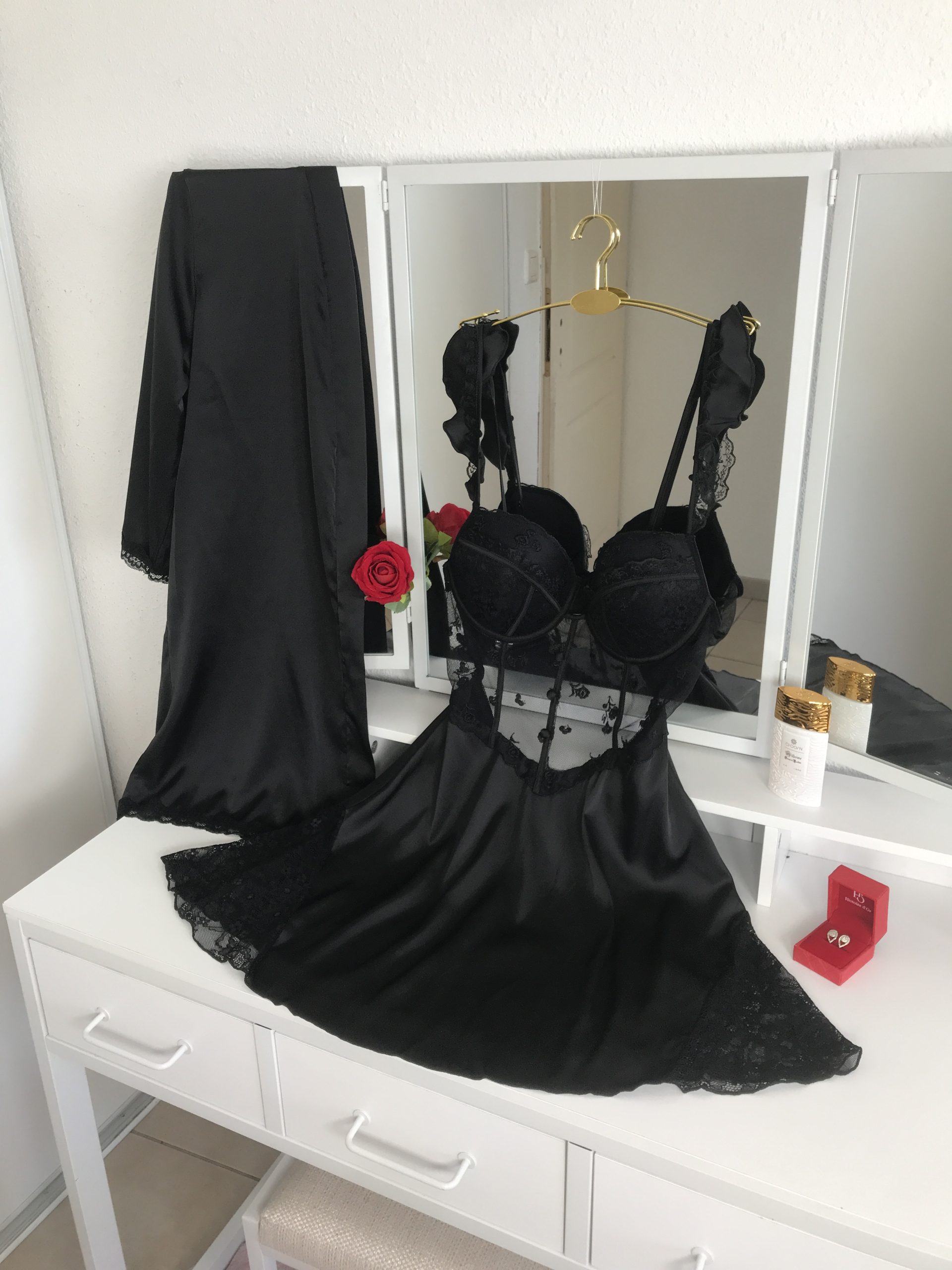Ensemble Nuisette & Kimono – Noir élégant avec dentelle – Image 2