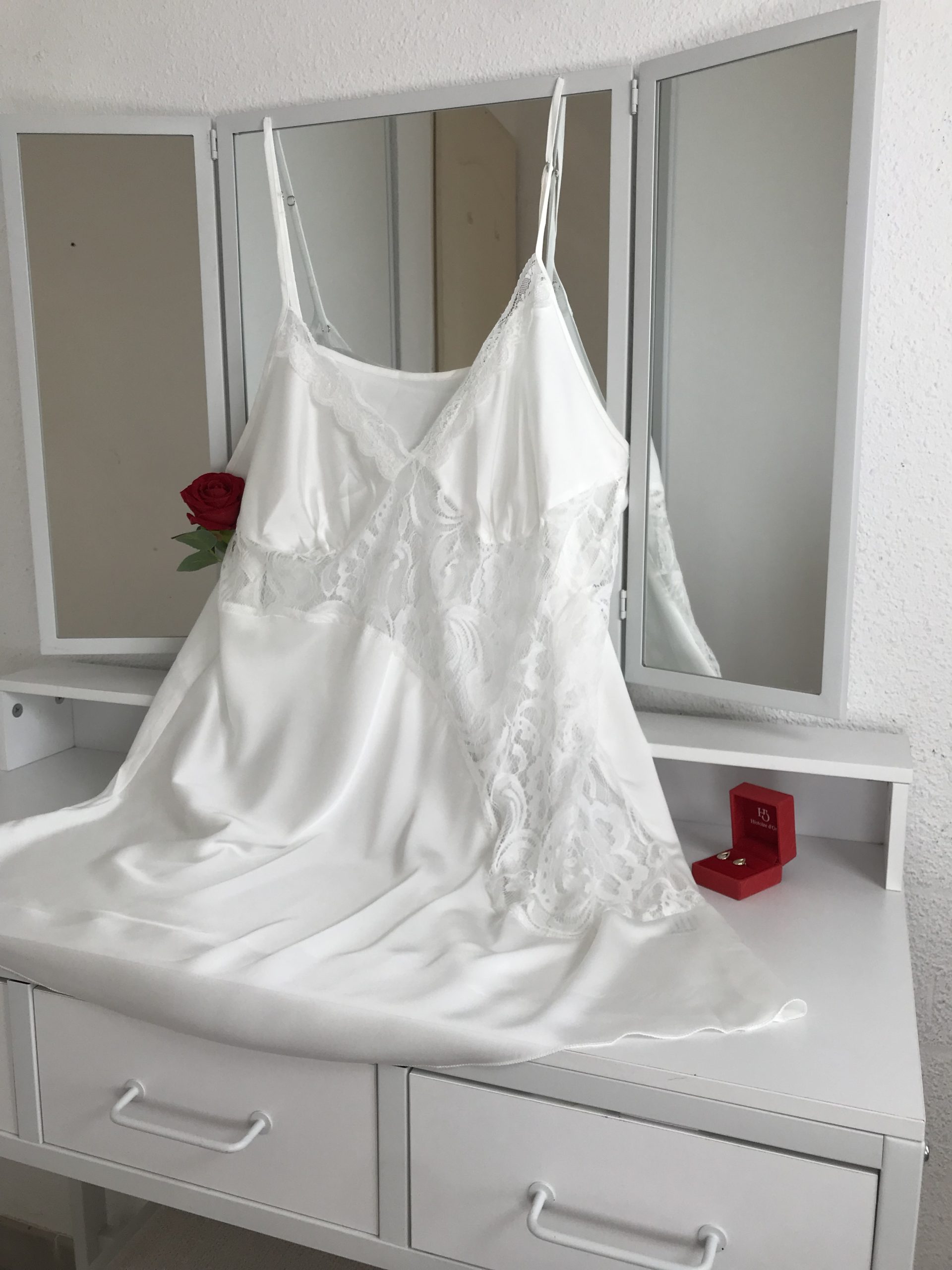 Nuisette Blanche Grande Taille avec Dentelle Transparente (XL au 5XL) – Image 3
